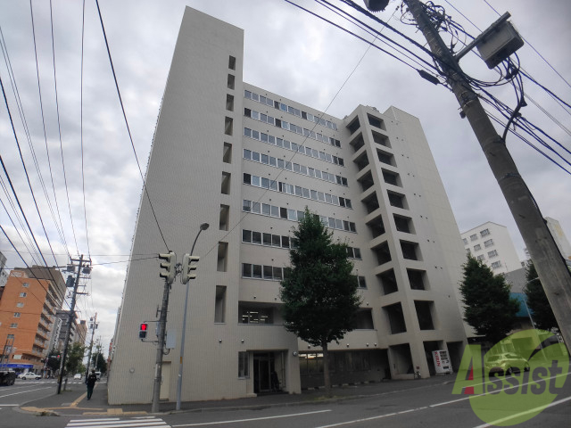建物外観　札幌市中央区大通西１８丁目「アジエステート大通西プラザ」