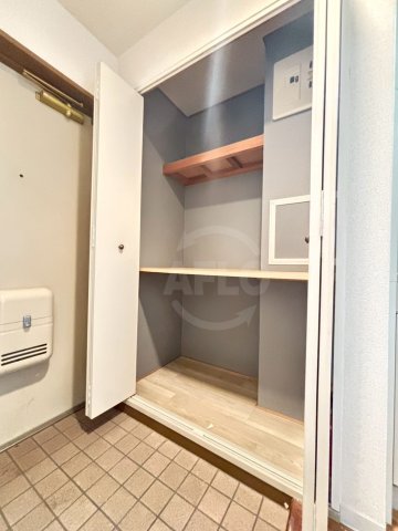 収納　ライオンズシティ難波南　クローゼット