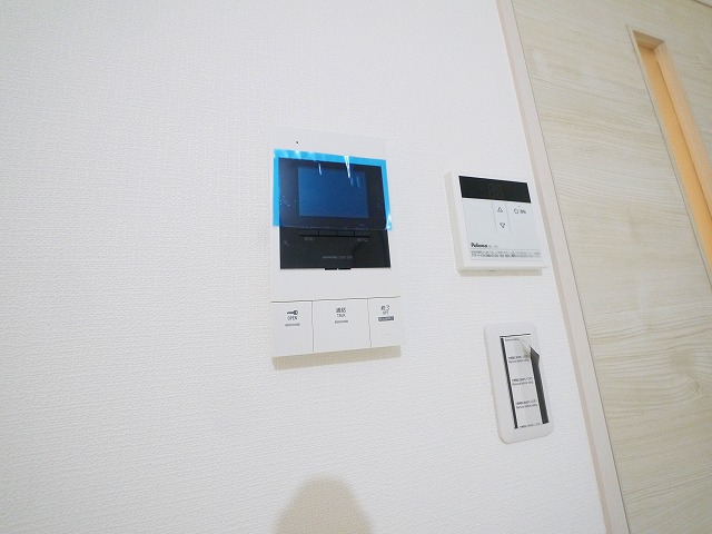 セキュリティ　モニター付きインターホンです