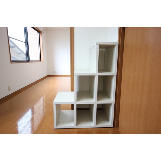 その他　ロフトの階段はちょっとした収納にもなりま