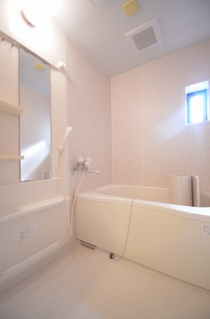 バス・シャワールーム　別号室の写真です