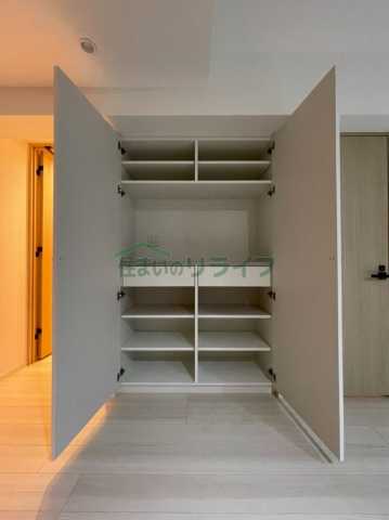 収納　モアリッシェル代官山青葉台