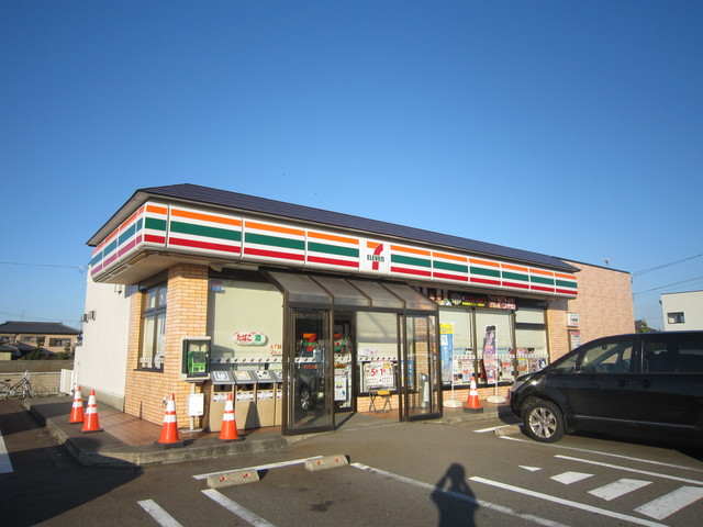 コンビニ　セブンイレブン燕東太田店（コンビニ）まで2023m