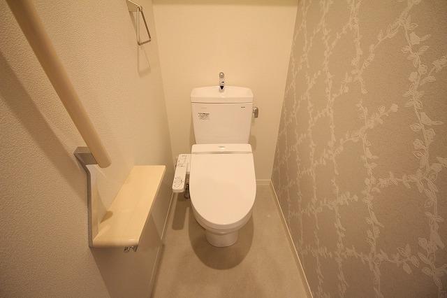 トイレ　参考写真