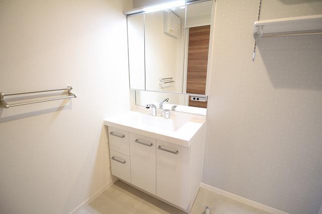 洗面設備　参考写真