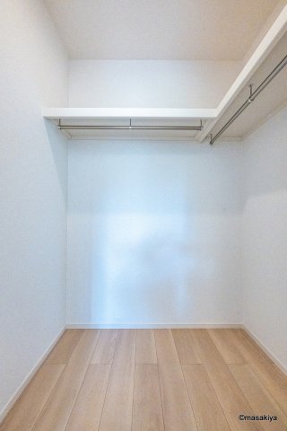 収納　同タイプの画像です。色、仕様は若干異なる場合がございます。