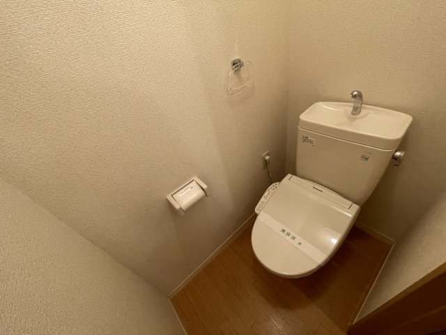 トイレ　シンプルで使いやすいトイレです