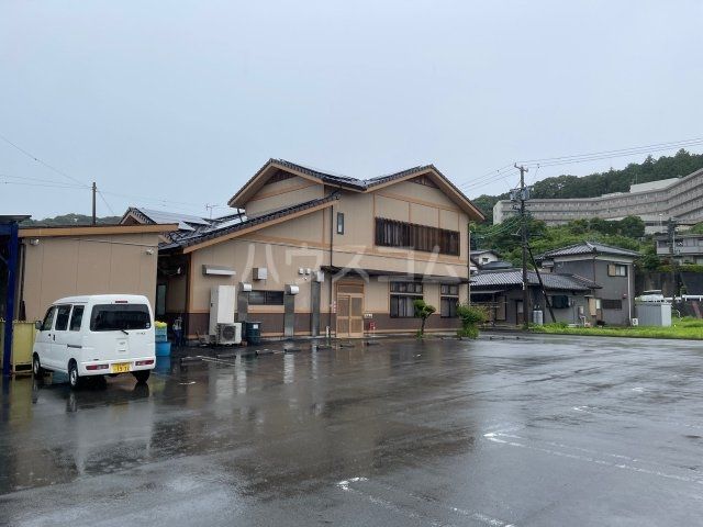 飲食店　金與食堂（飲食店）まで2543m