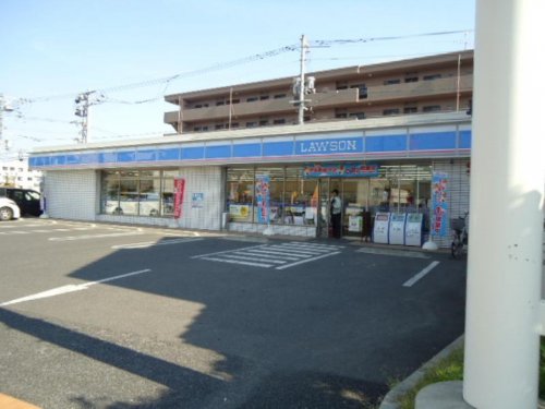 コンビニ　ローソン 福山三吉町一丁目店（コンビニ）まで358m