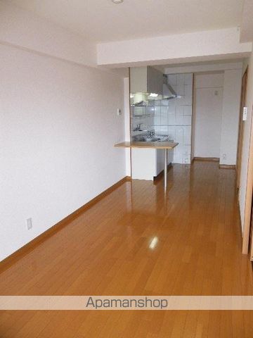 Aries神宮の居間写真