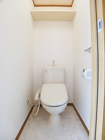 トイレ　トイレもきれいです