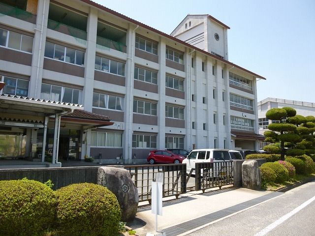 小学校　高屋東小学校（小学校）まで550m