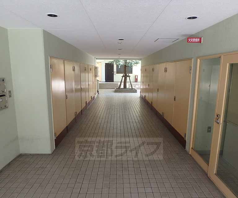 ロビー