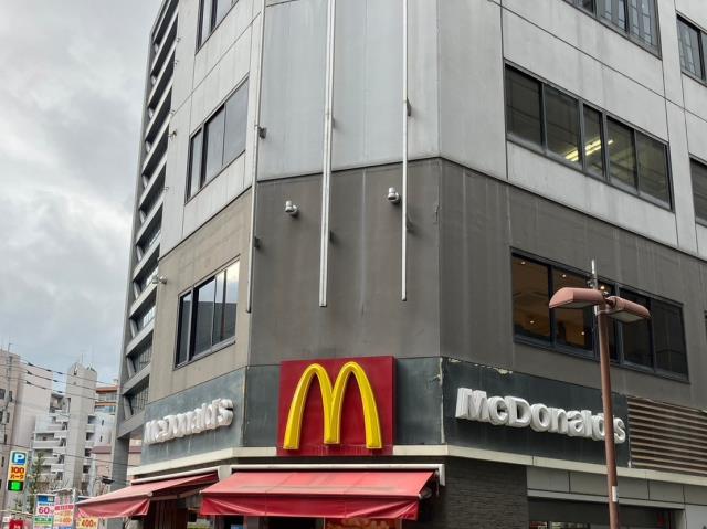 飲食店　★マクドナルド薬院駅前店（飲食店）まで525m