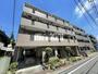 建物外観　タイル貼りの綺麗なマンション