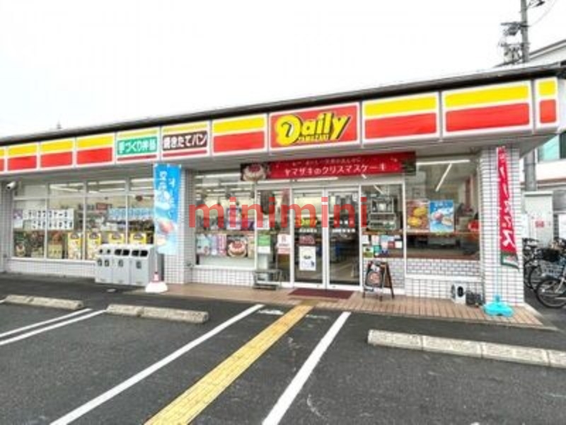 コンビニ　デイリーヤマザキ吹田幸町店（コンビニ）まで1008m