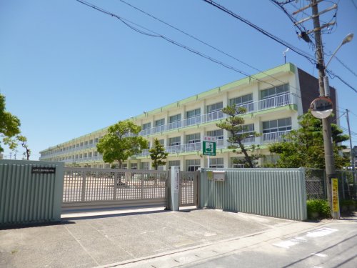 中学校　甚目寺南中学校（中学校）まで488m