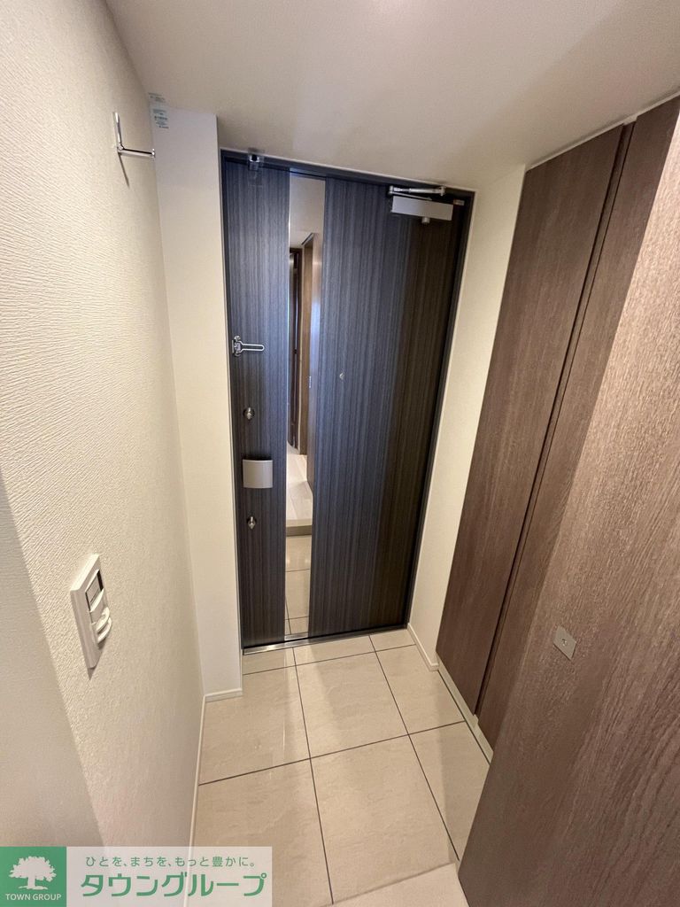玄関　設備