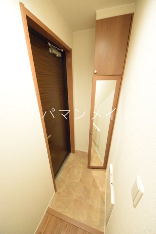 玄関　ゆったりとした玄関です