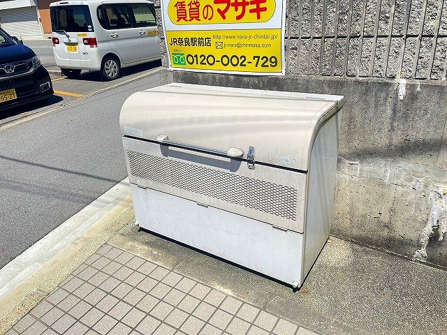 その他共有部分　明るい共有スペース