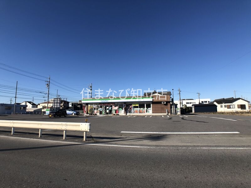 コンビニ　ファミリーマート安城大岡町店（コンビニ）まで554m