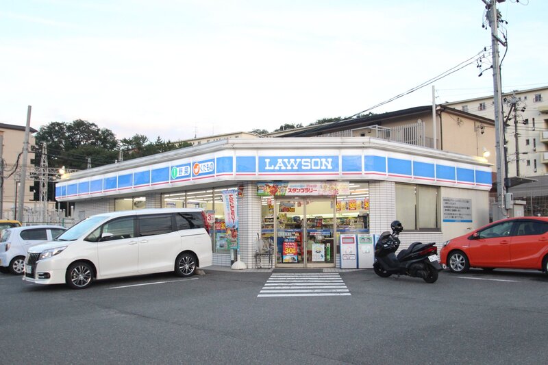 コンビニ　ローソン古鳴海店（コンビニ）まで449m
