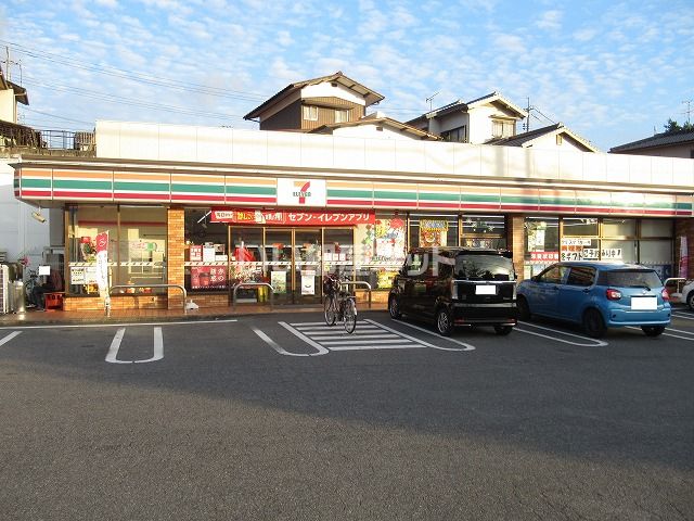 コンビニ　セブンイレブン 周南江の宮店（コンビニ）まで1008m