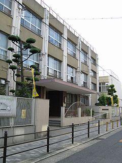 小学校　大阪市立東小路小学校（小学校）まで108m