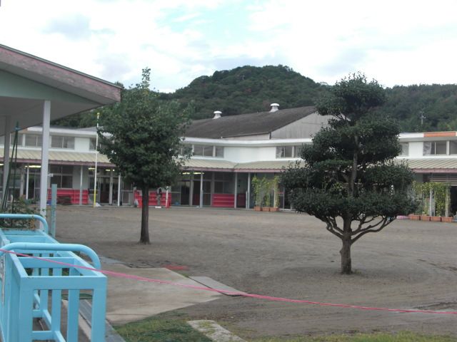 幼稚園・保育園　丸山保育園（幼稚園・保育園）まで450m