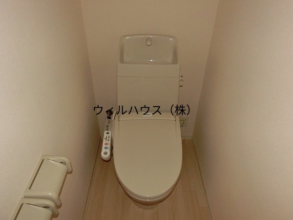 トイレ　ウォシュレット！