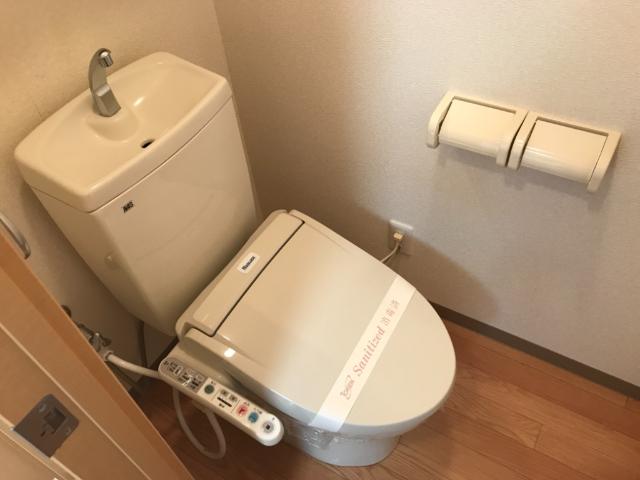 トイレ　シャワー付トイレ