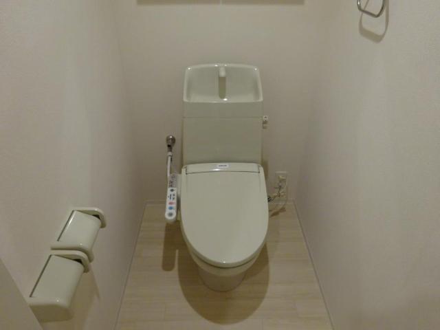 トイレ　シャワー付トイレ