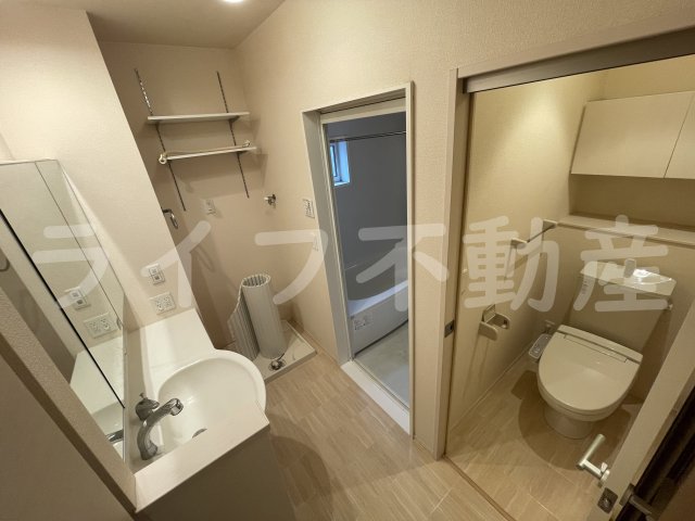 洗面設備　忙しい朝には欠かせない洗面所です