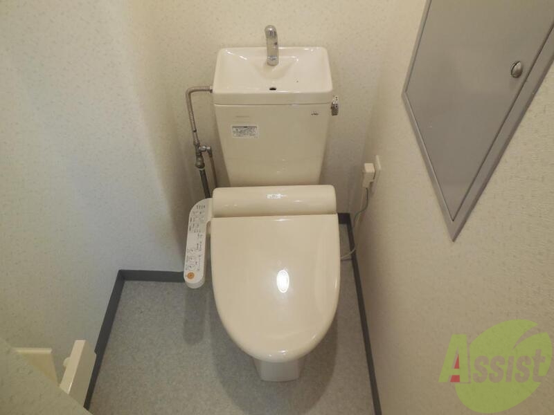 トイレ　ウオシュレット付