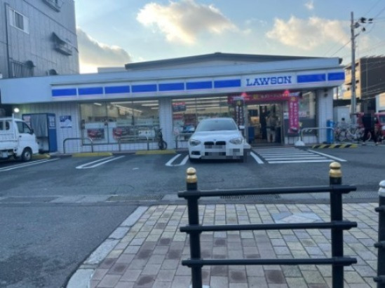 コンビニ　ローソンプラス 岸里東一丁目店（コンビニ）まで346m