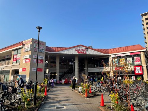 スーパー　デイリーカナートイズミヤ 天下茶屋店（スーパー）まで908m