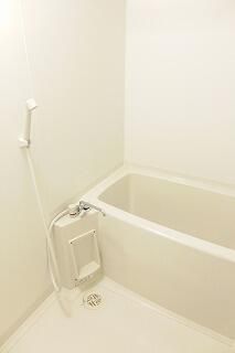 バス・シャワールーム　日々の疲れを癒すお風呂付です