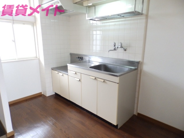 キッチン　同型タイプ画像