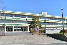 小学校　土浦市立乙戸小学校（小学校）まで784m