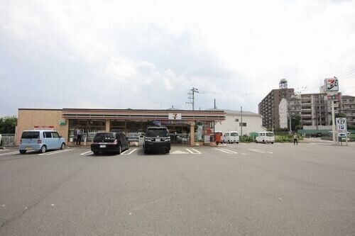 コンビニ　セブンイレブンさいたま今羽町店（コンビニ）まで695m