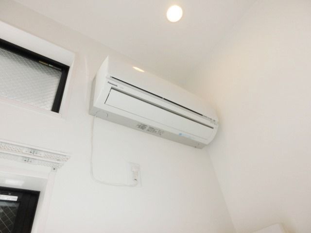 その他設備　エアコン完備のお部屋です。