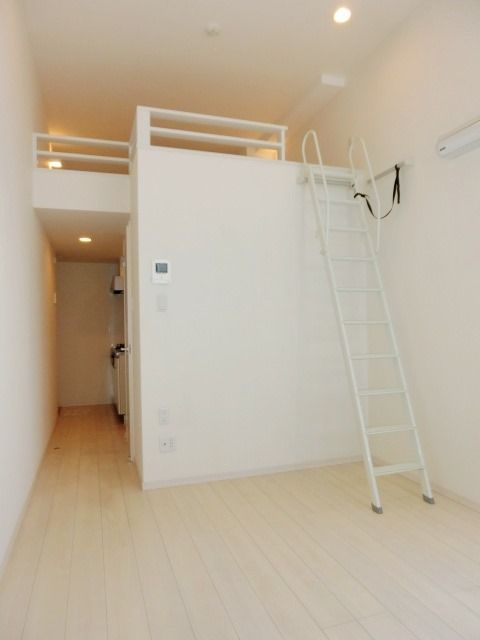 その他　おしゃれなデザイナーズの物件です。