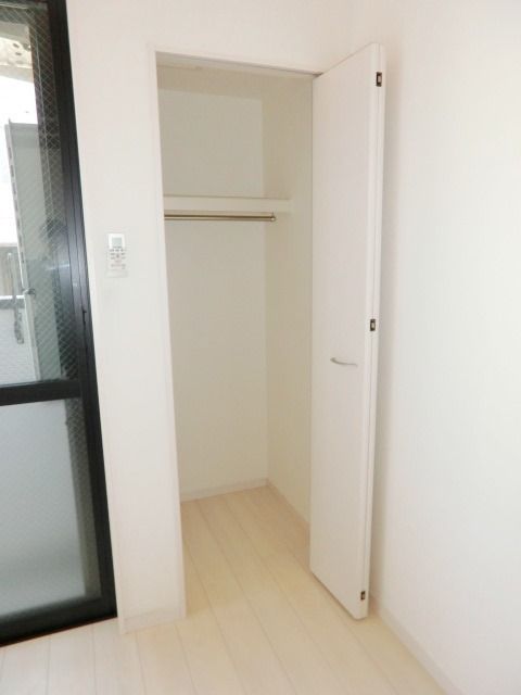 収納　奥行のある収納です。