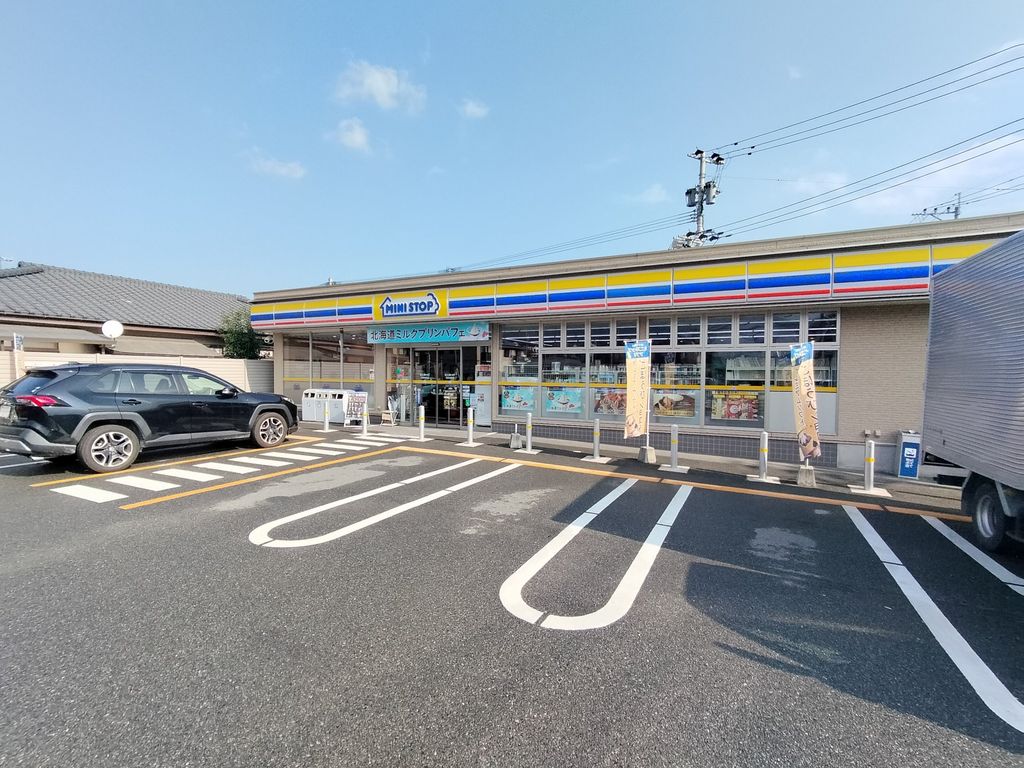 コンビニ　ミニストップ 苅田京町店（コンビニ）まで2900m