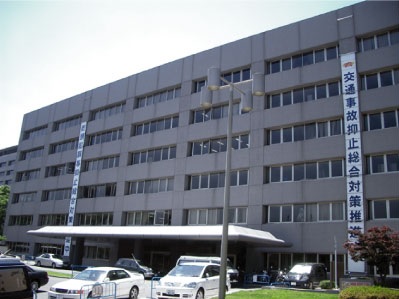 警察署・交番　福岡県警察本部（警察署・交番）まで1406m