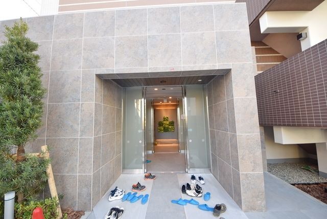 エントランス　★お問い合わせはタウンハウジングまで★