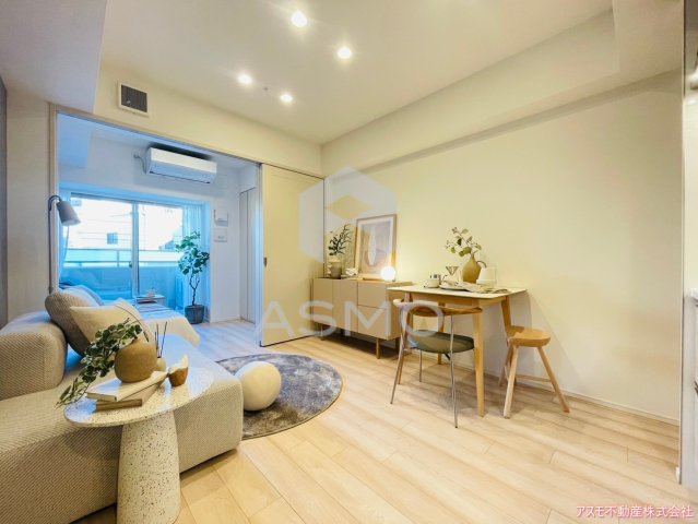 居室・リビング　同マンション別部屋　参考写真