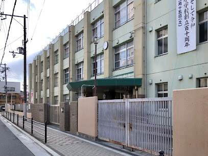 小学校　大阪市立安立小学校（小学校）まで182m