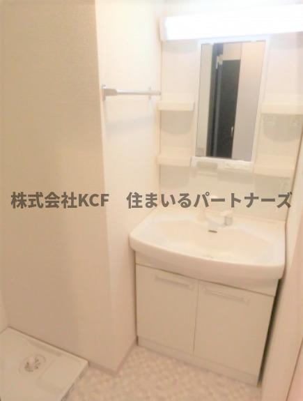 洗面設備　脱衣スペースもあります
