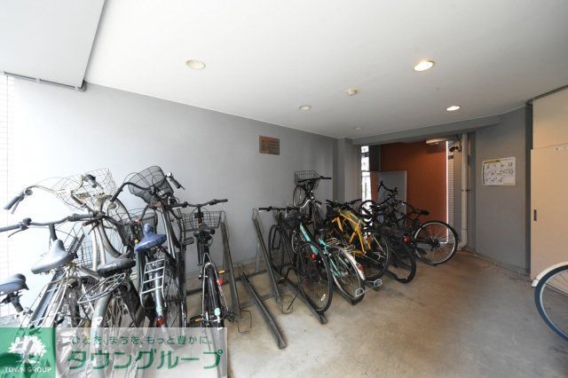 駐車場　駐輪場